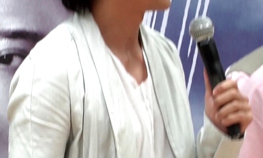 [视频]大胸<em>妹子健身中胸罩</em>崩开 真是节操碎一地