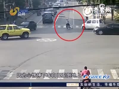 碰瓷被撞 4810140911014955.jpg